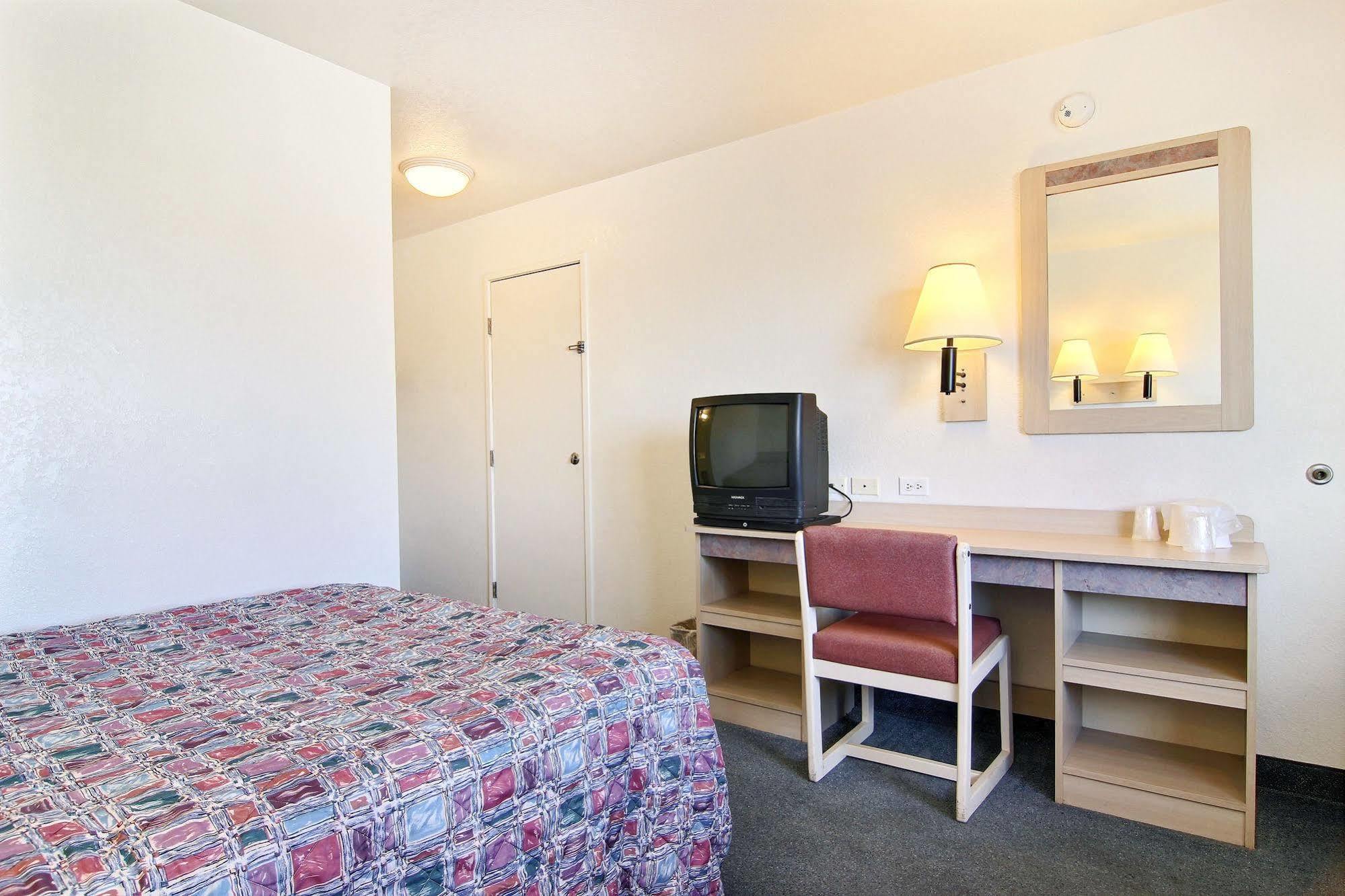 Motel 6-Eureka, Ca Redwood Coast Exterior photo